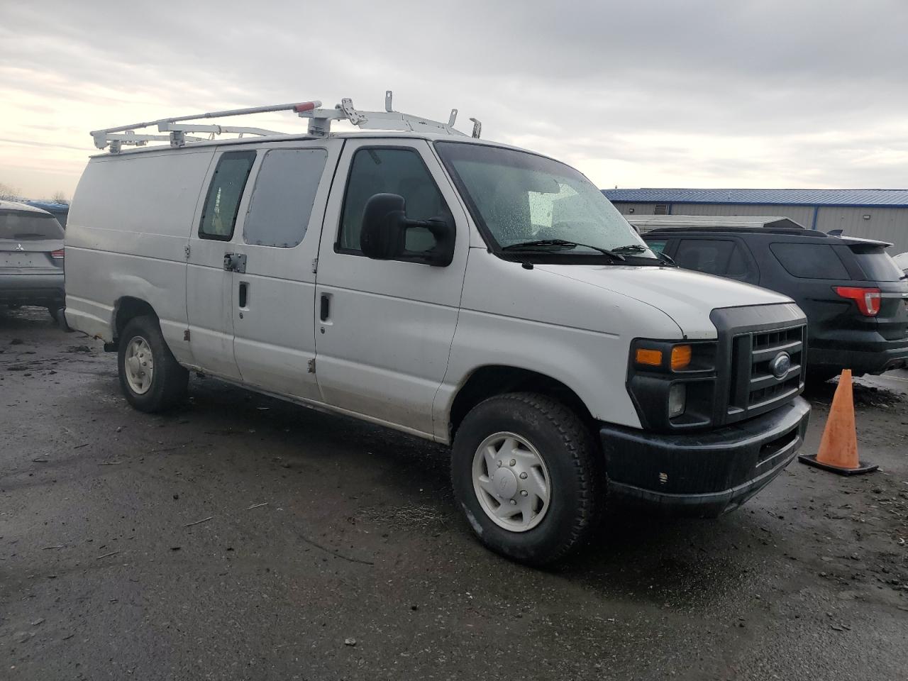 2011 Ford Econoline - Image 4