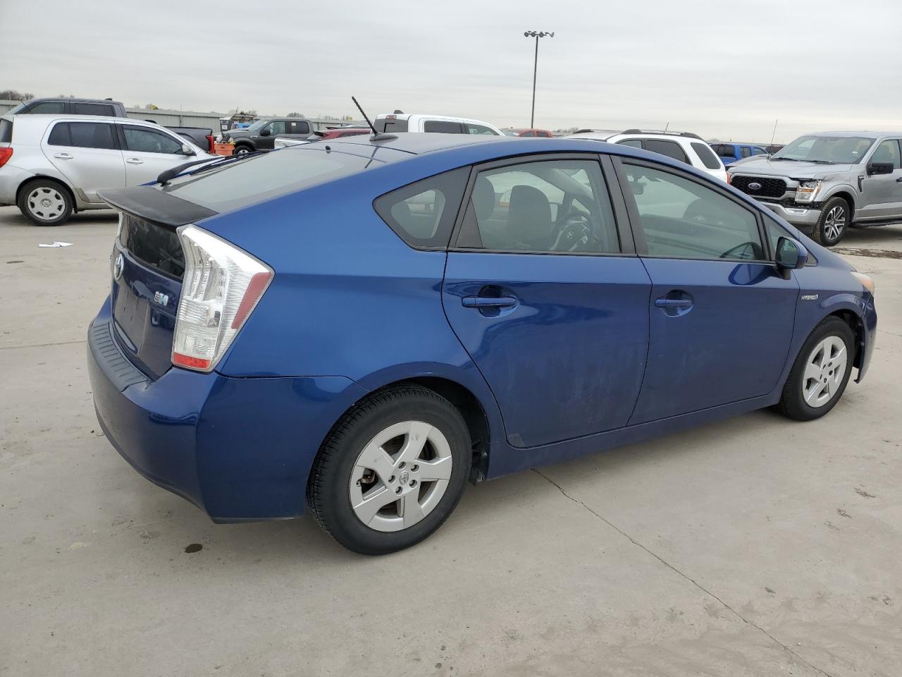 2010 Toyota Prius - Image 3