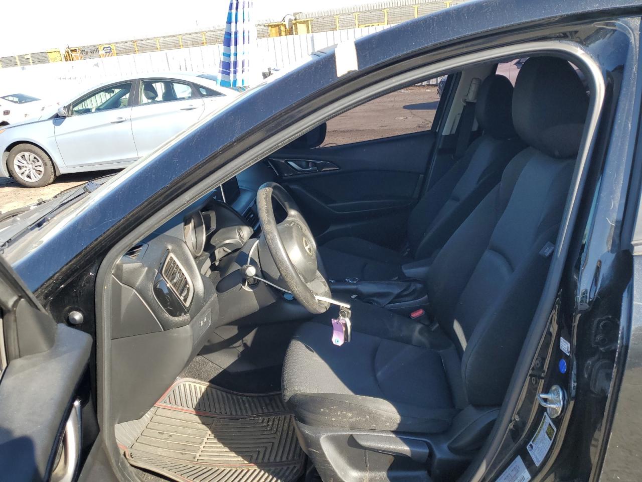 2016 Mazda 3 - Image 7