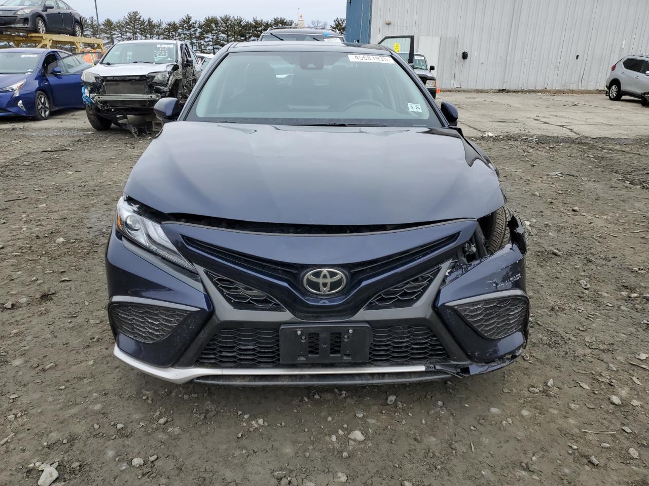 2021 Toyota Camry - Image 5