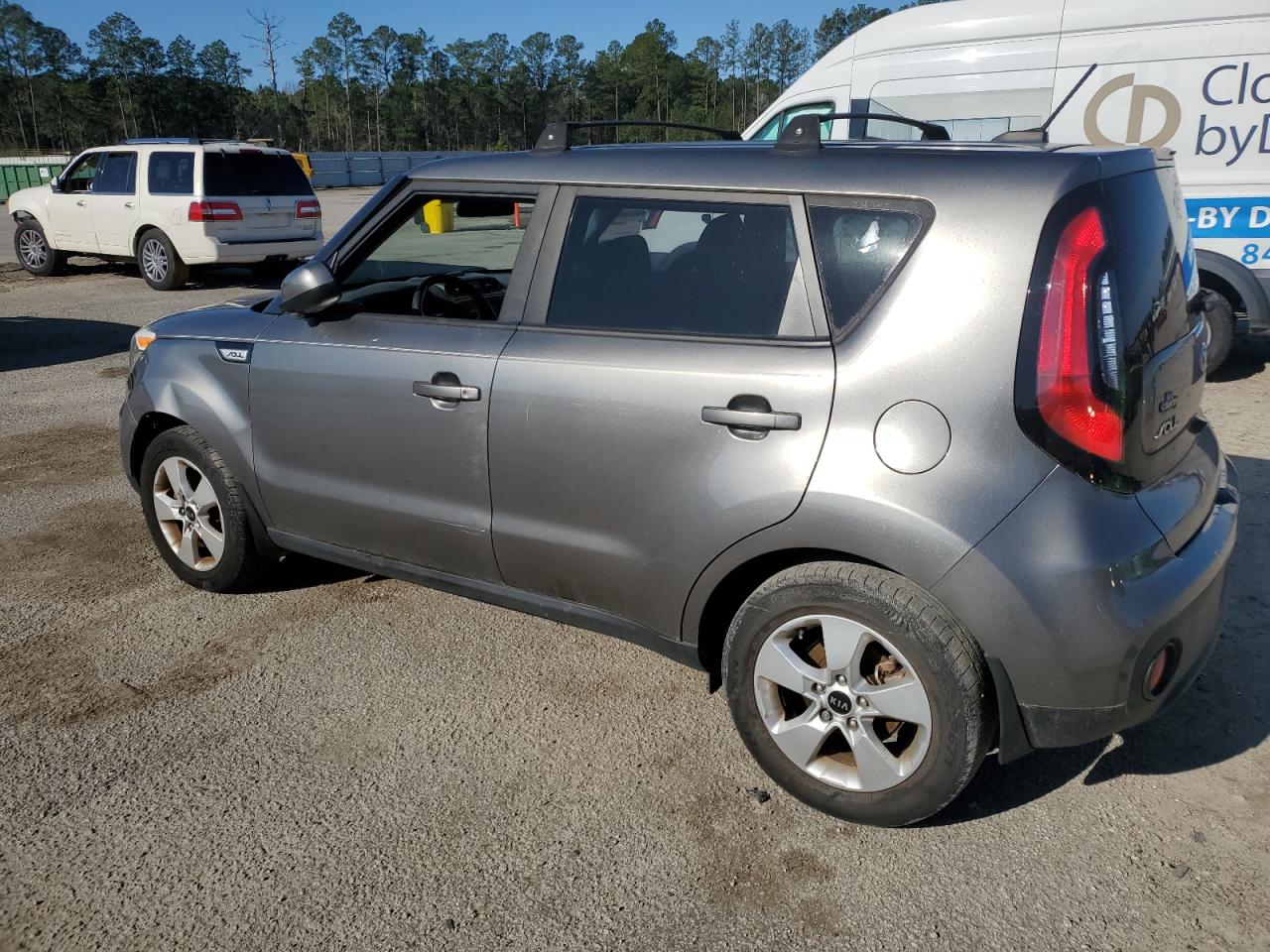 2019 Kia Soul - Image 2