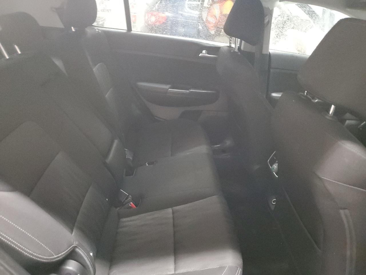 2017 Kia Sportage - Image 11