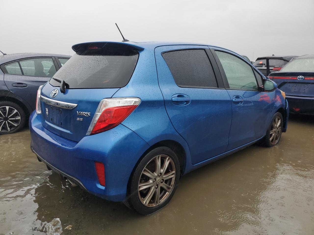 2012 Toyota Yaris - Image 3