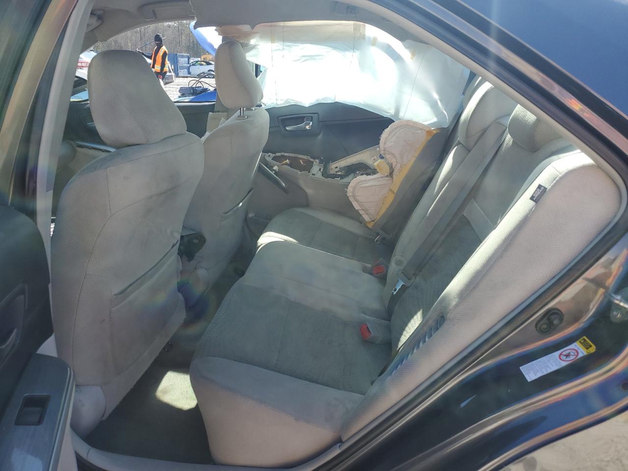 2014 Toyota Camry - Image 10