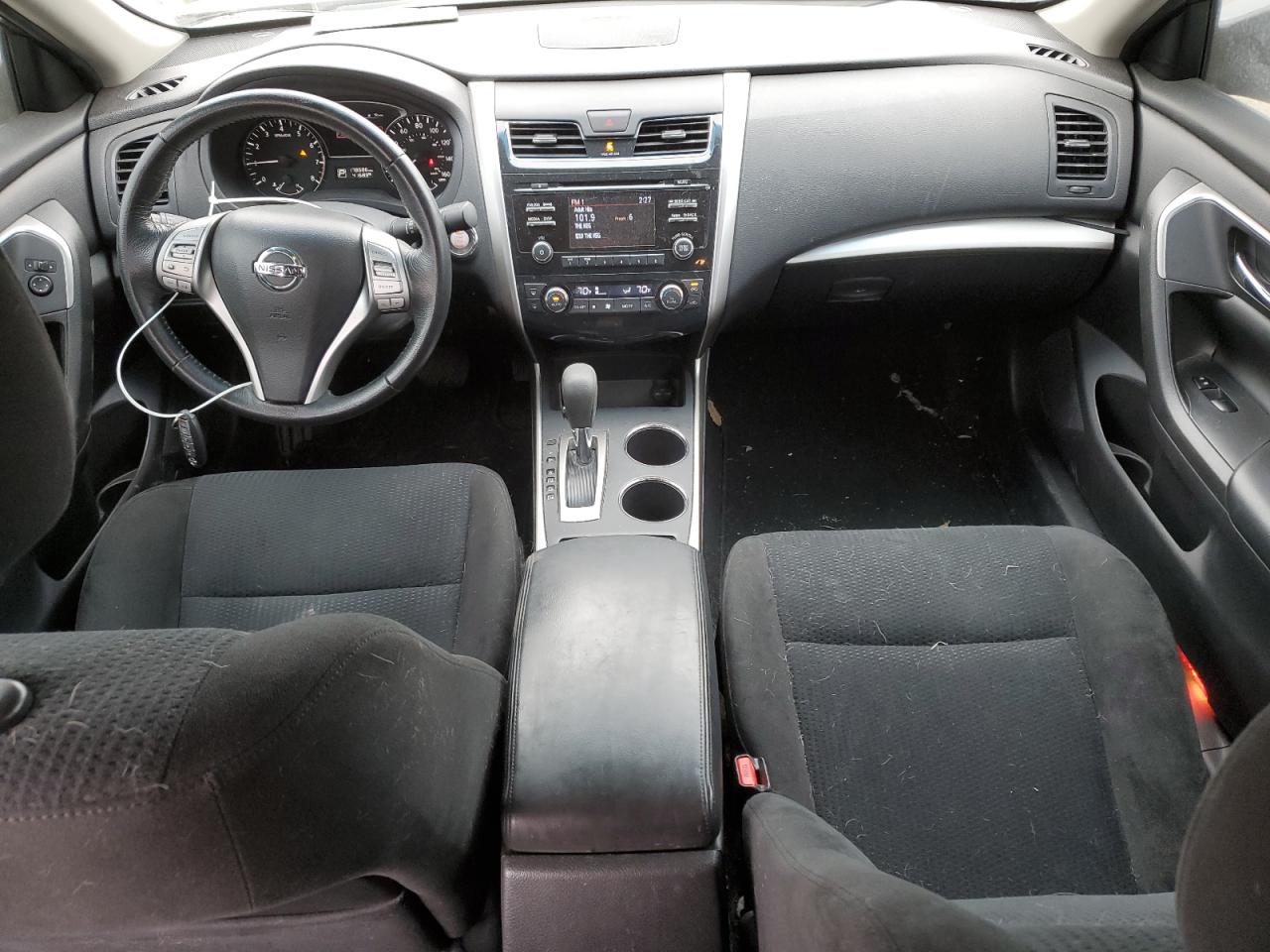 2015 Nissan Altima - Image 8