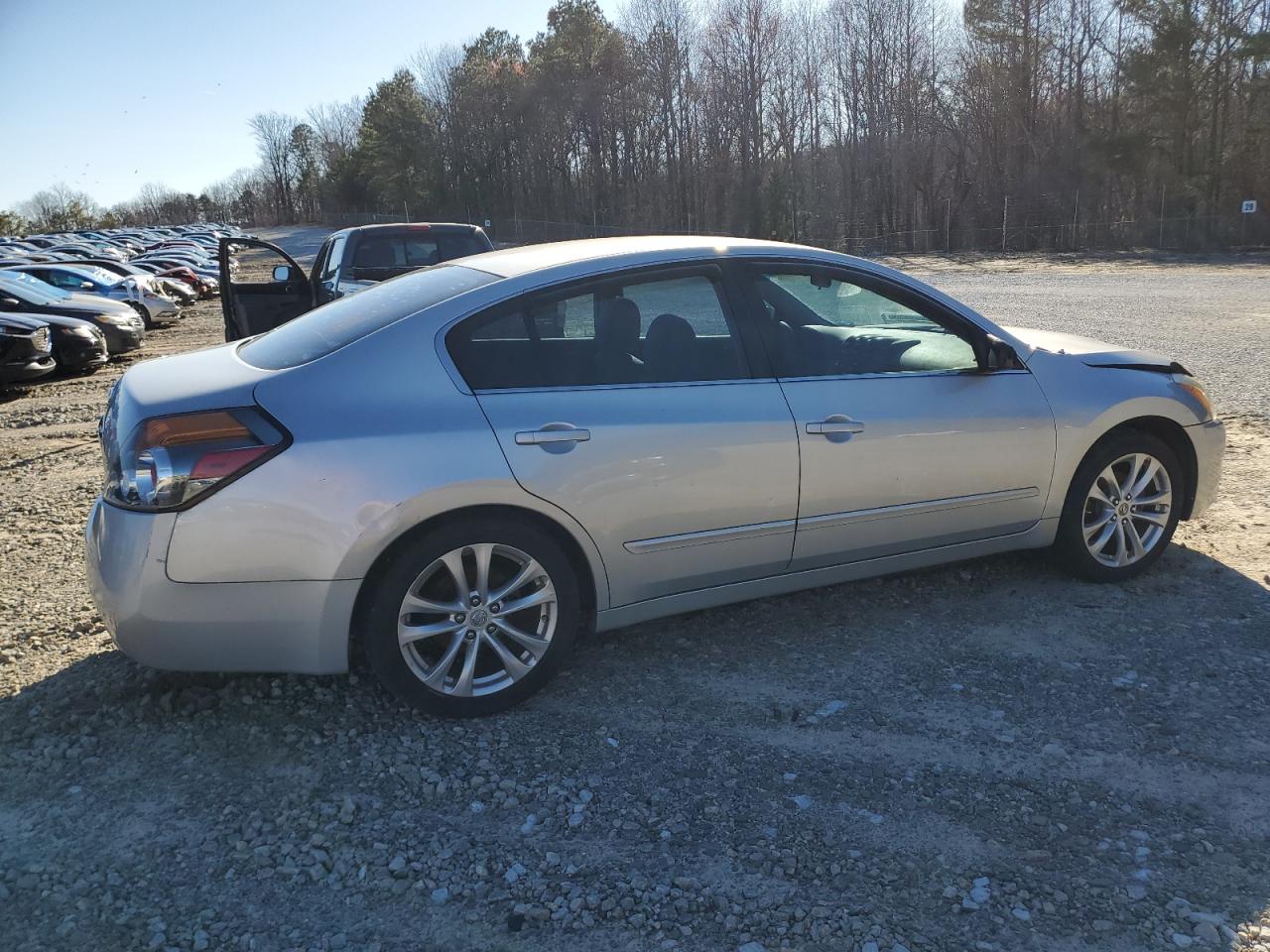 2012 Nissan Altima - Image 3
