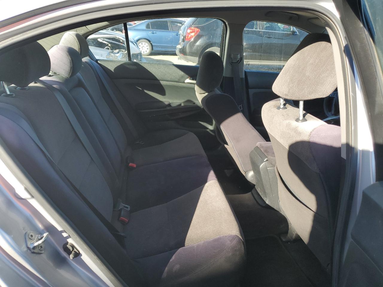 2010 Honda Accord - Image 10