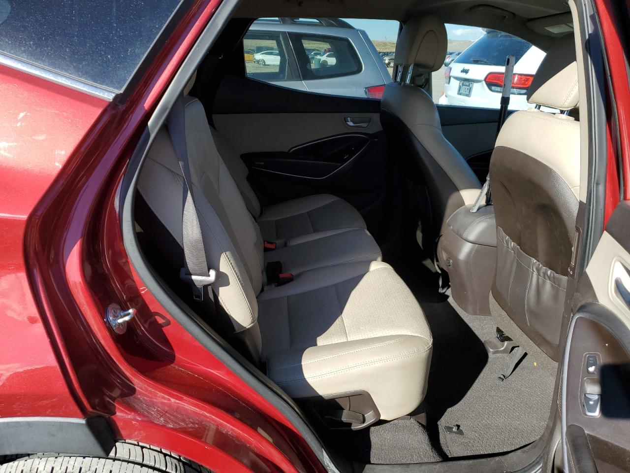 2013 Hyundai Santa Fe - Image 12