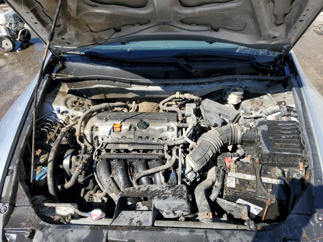 2009 Honda Accord - Image 11