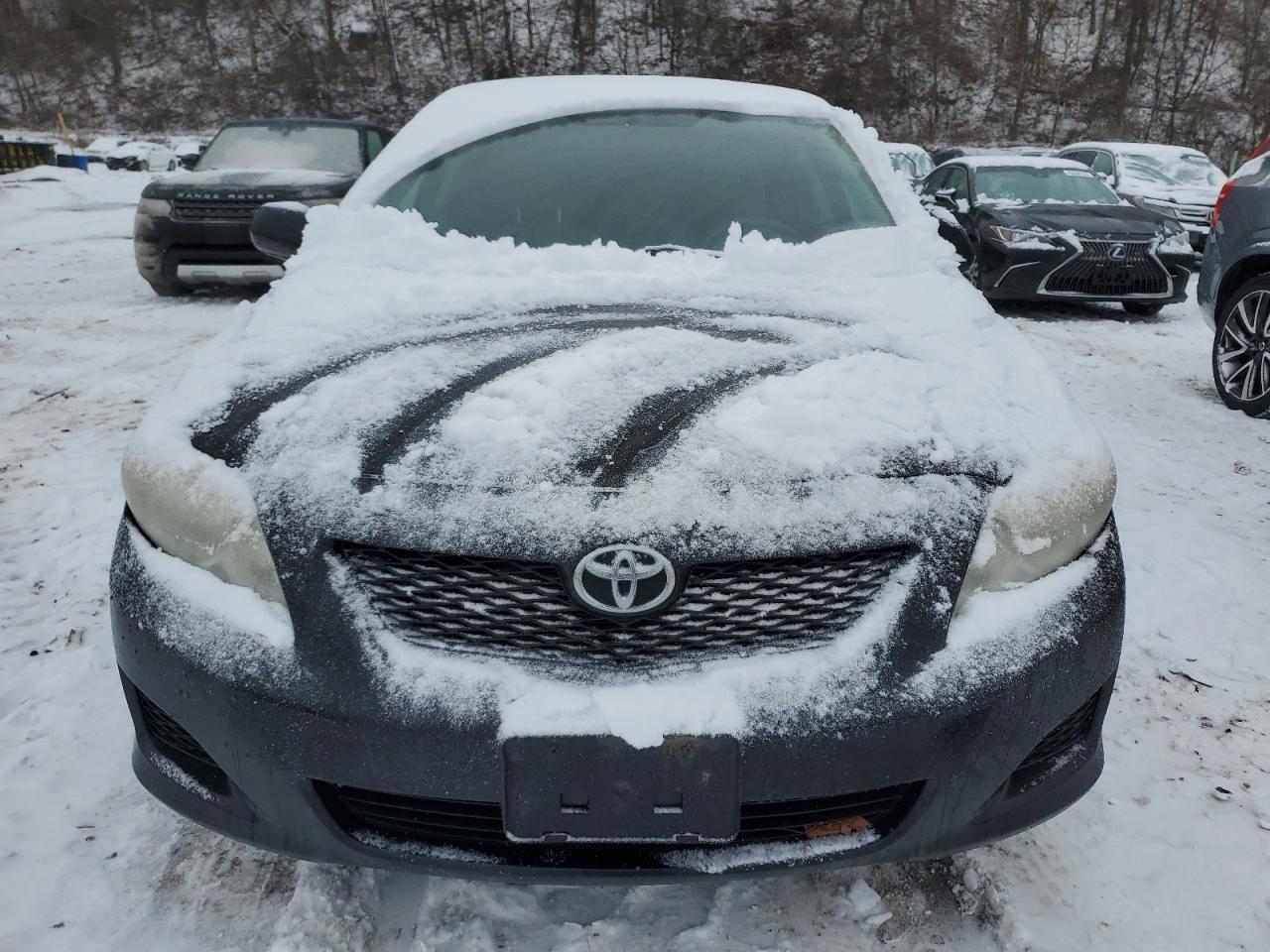 2010 Toyota Corolla - Image 5