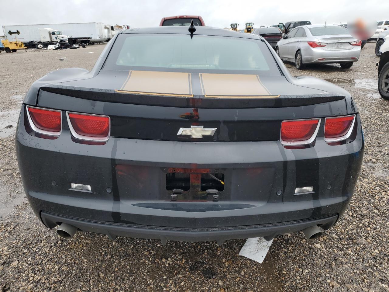 2011 Chevrolet Camaro - Image 6