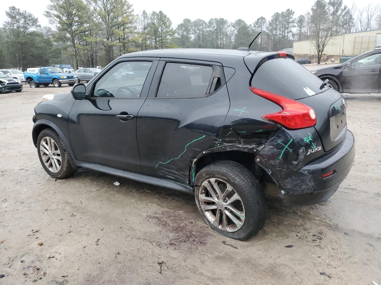 2014 Nissan Juke - Image 2
