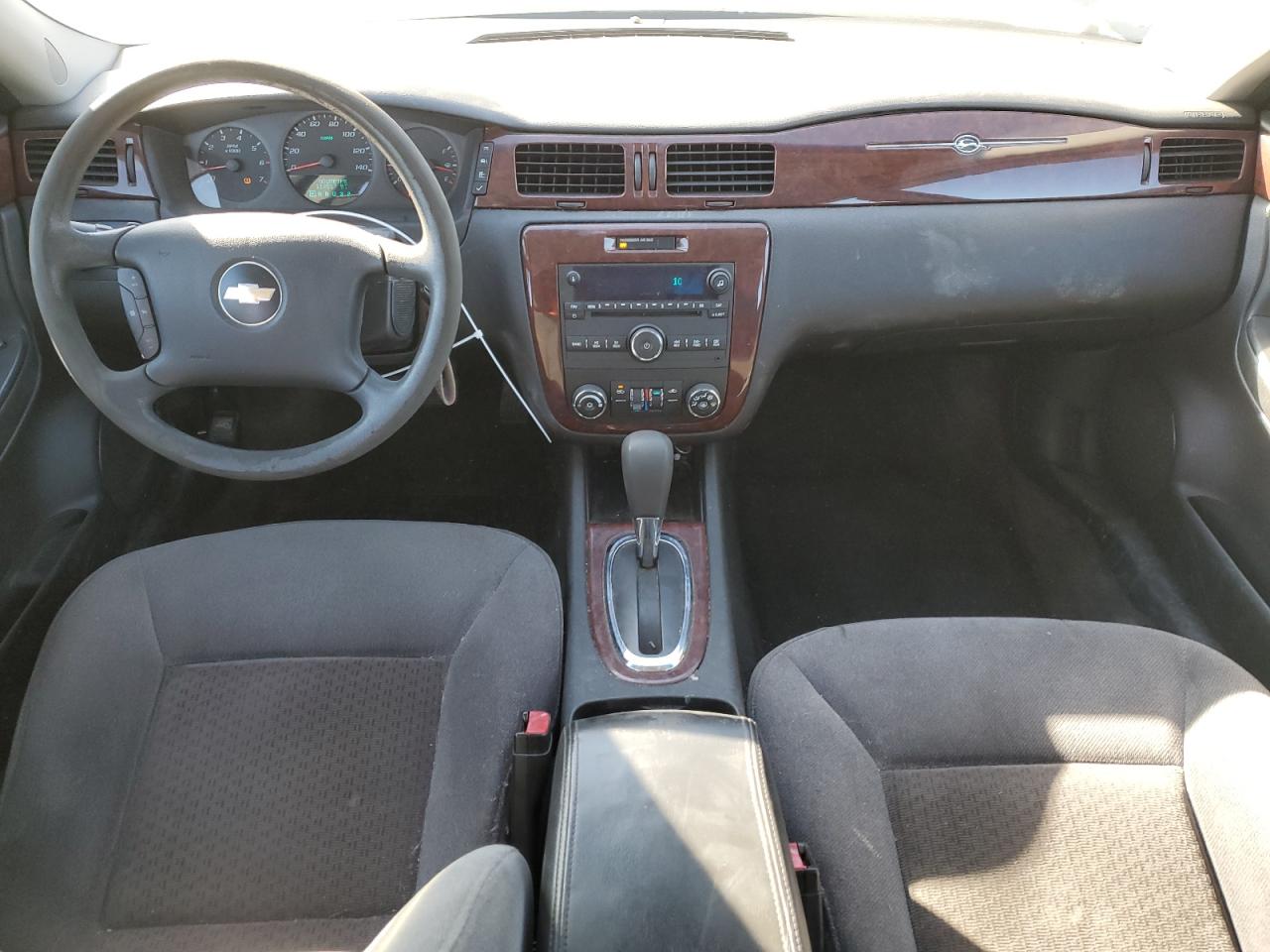 2009 Chevrolet Impala - Image 8