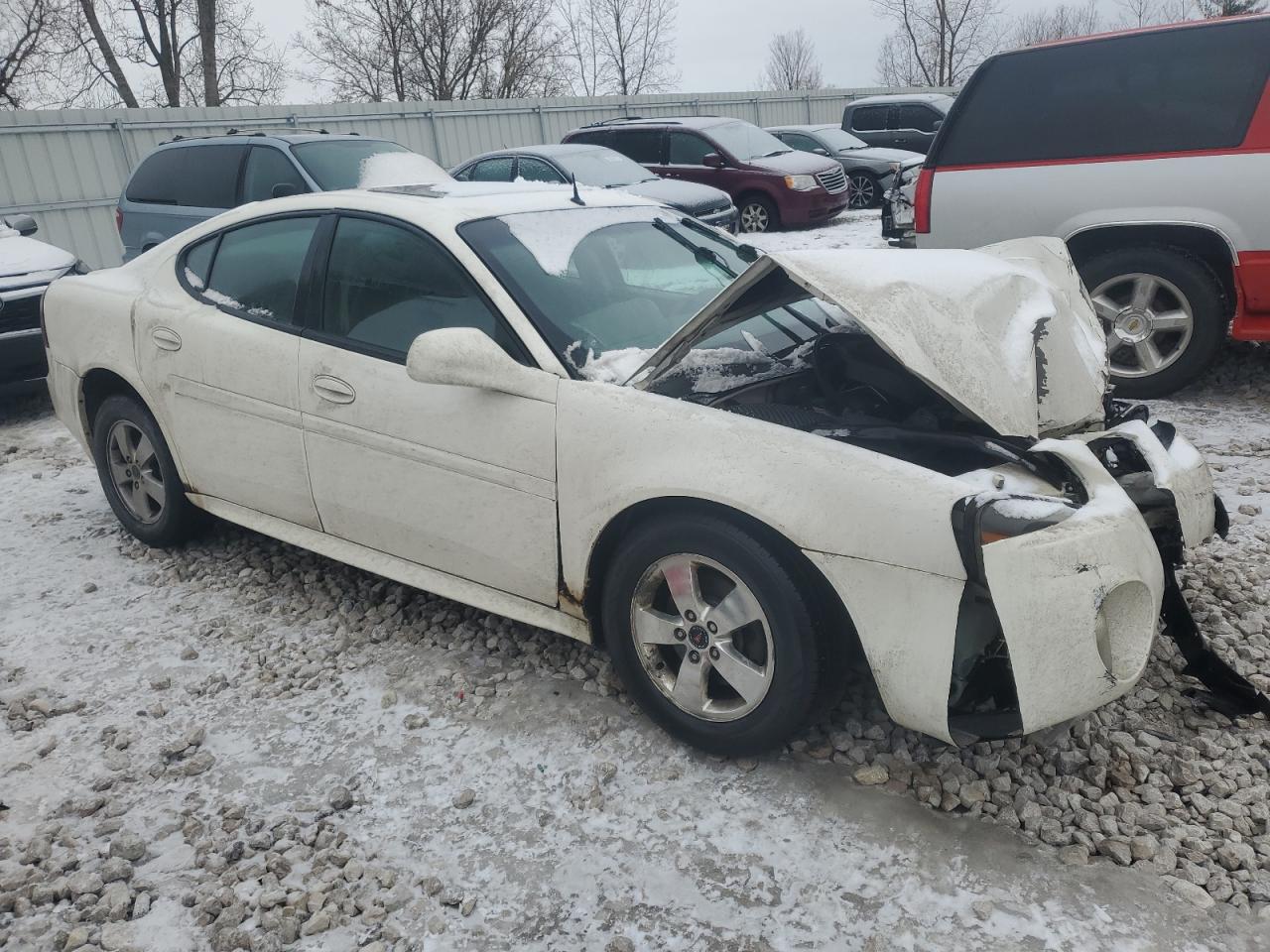 2005 Pontiac Grand Prix - Image 4