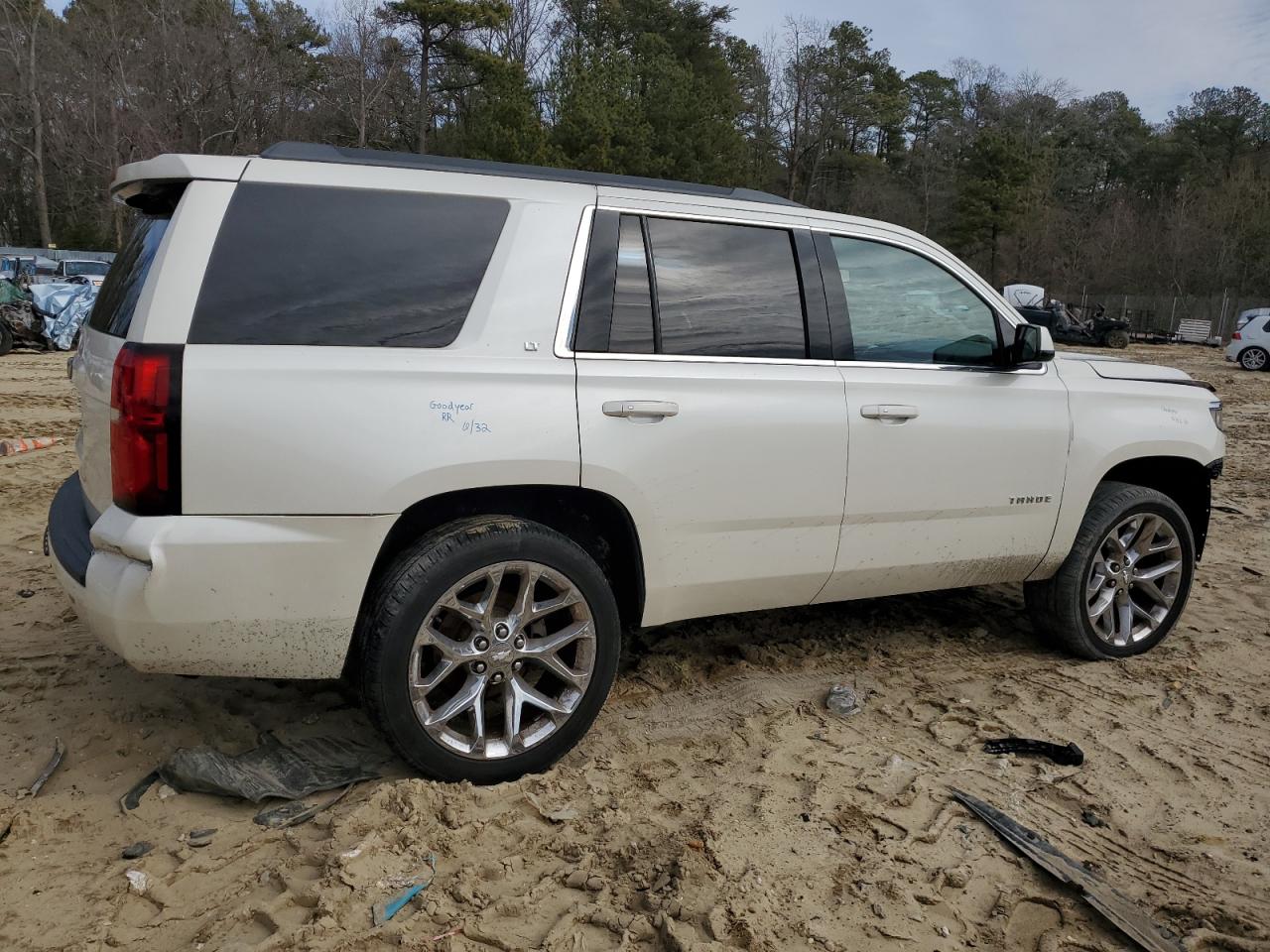 2015 Chevrolet Tahoe - Image 3