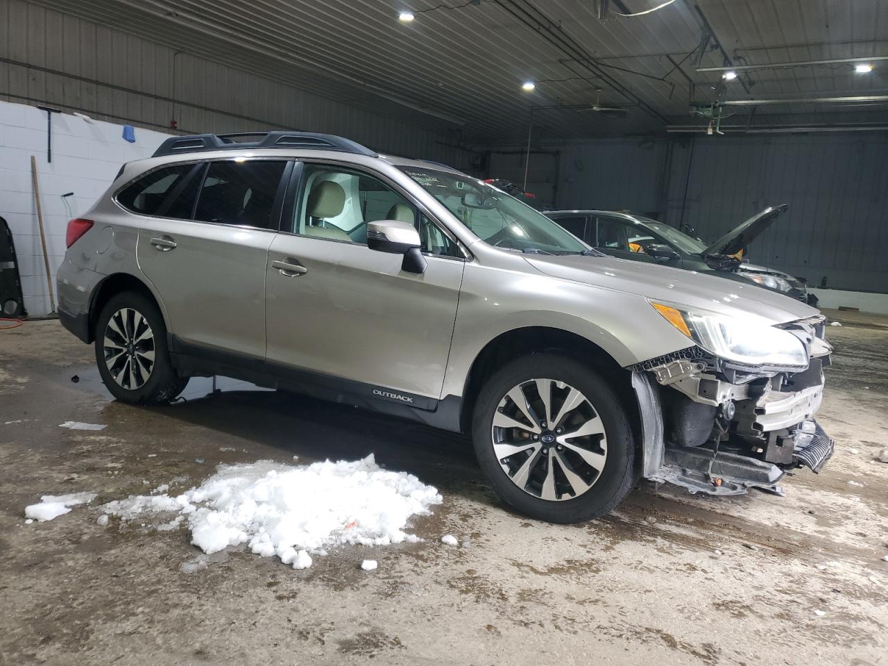 2015 Subaru Outback - Image 4