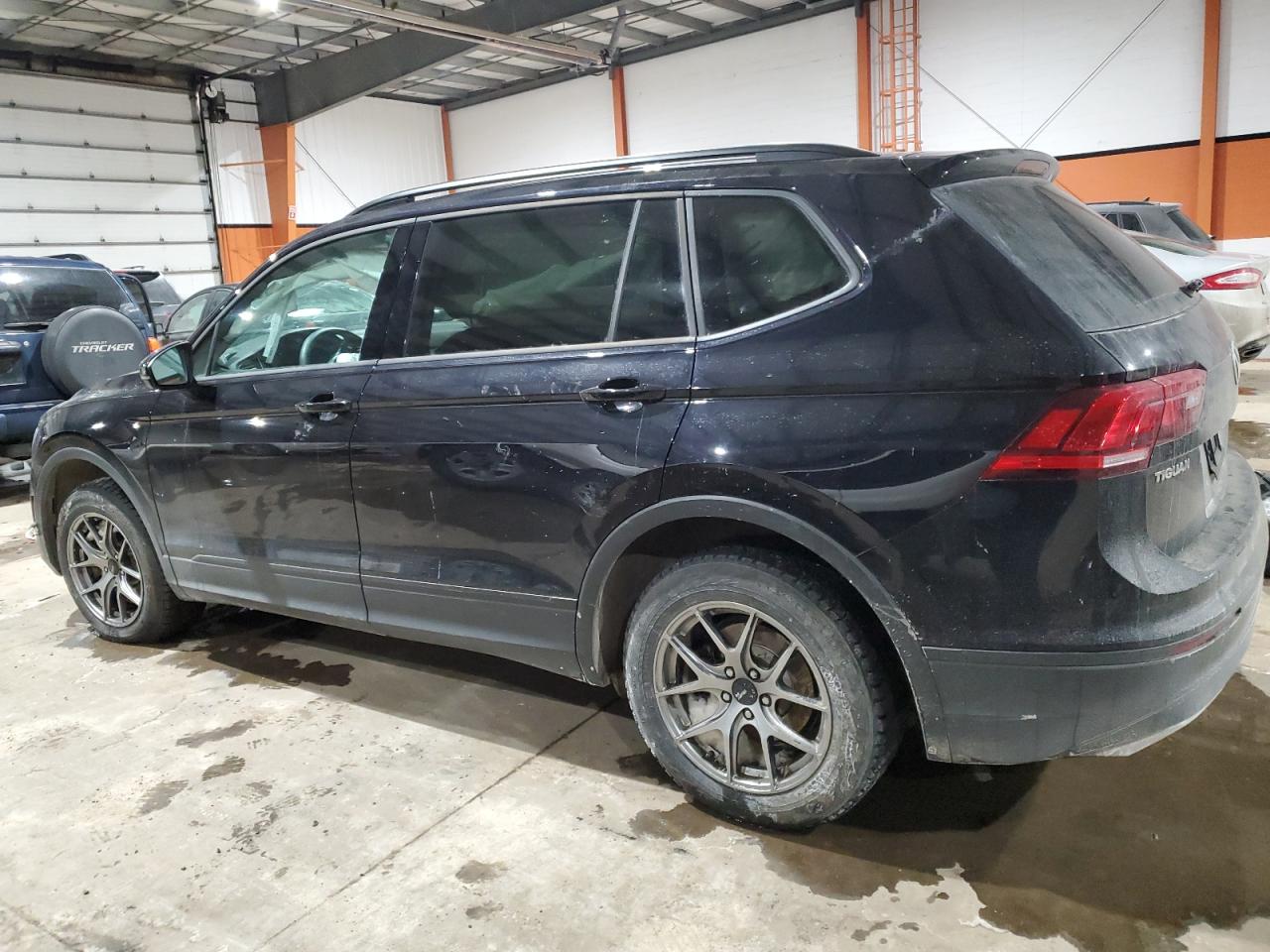 2019 Volkswagen Tiguan - Image 2