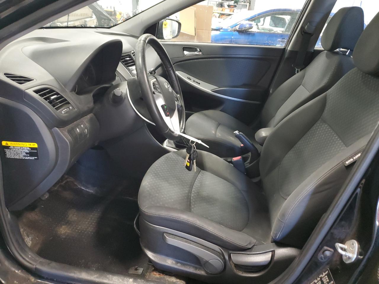 2013 Hyundai Accent - Image 7