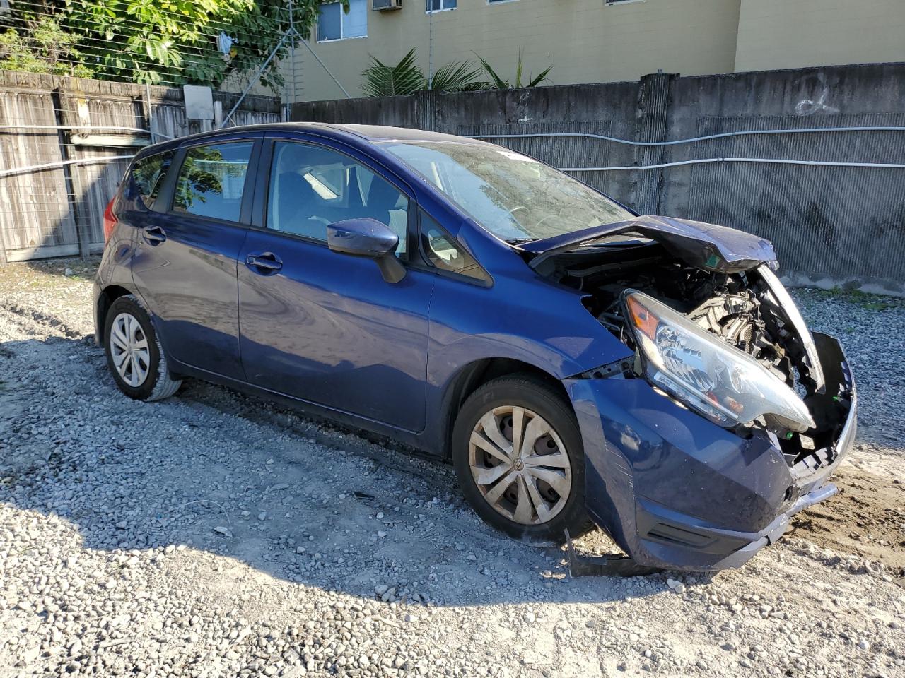 2019 Nissan Versa - Image 4