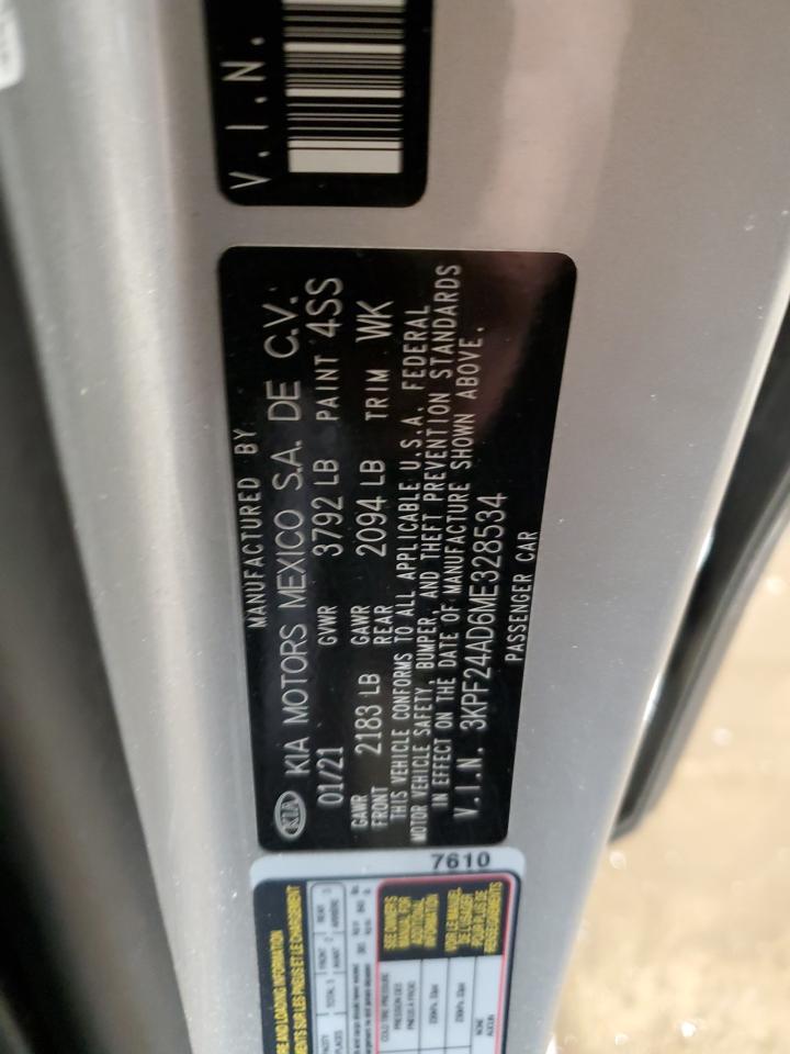 2021 Kia Forte - Image 12