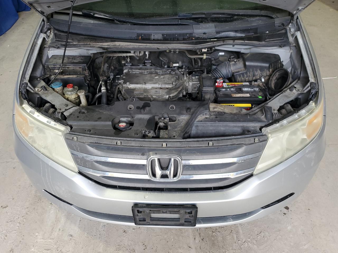 2011 Honda Odyssey - Image 12