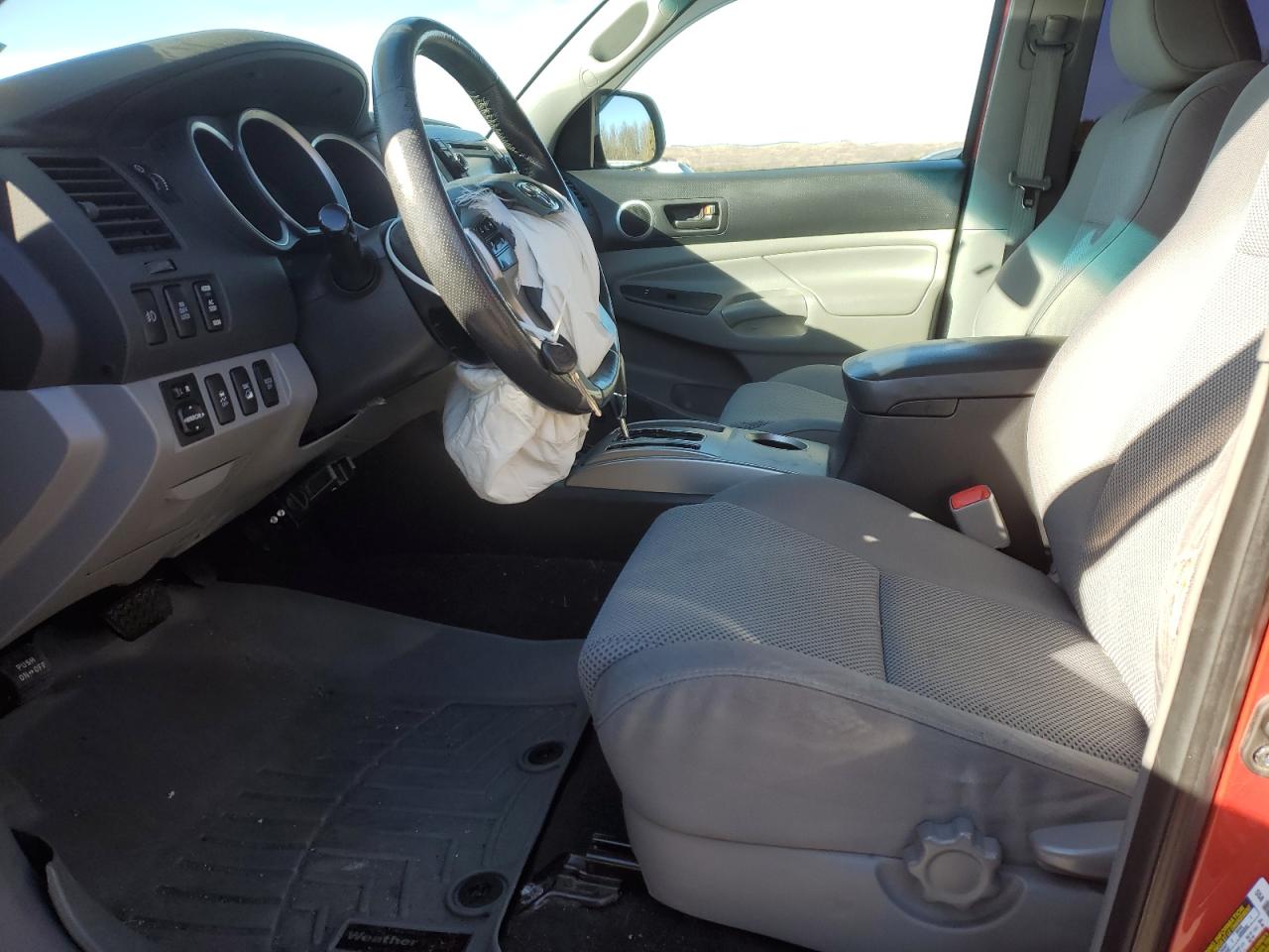 2012 Toyota Tacoma - Image 7