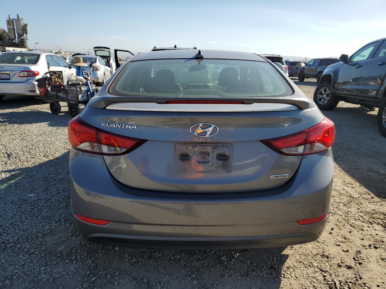 2014 Hyundai Elantra - Image 6