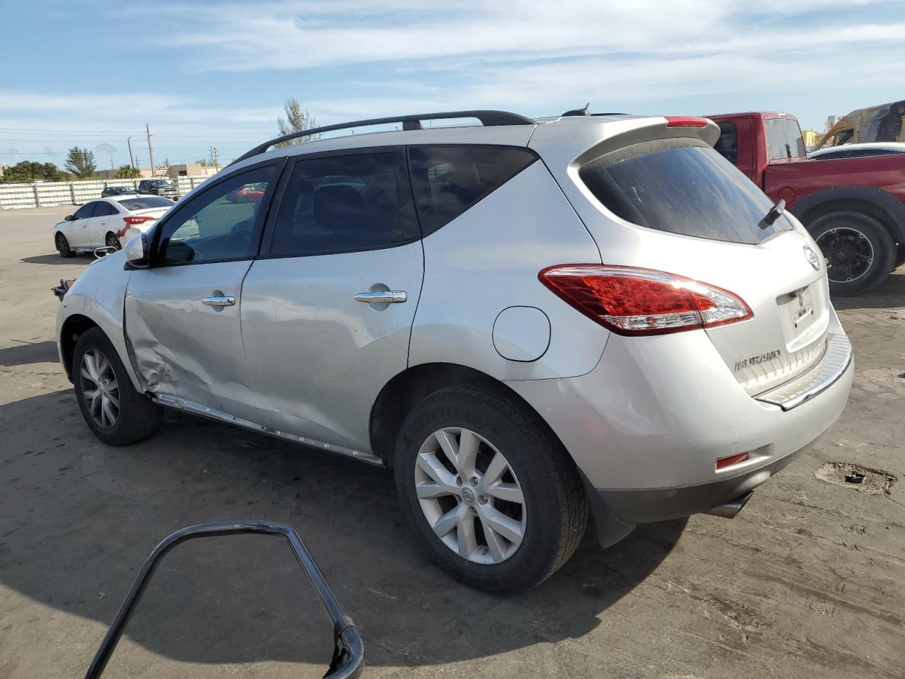 2011 Nissan Murano - Image 2