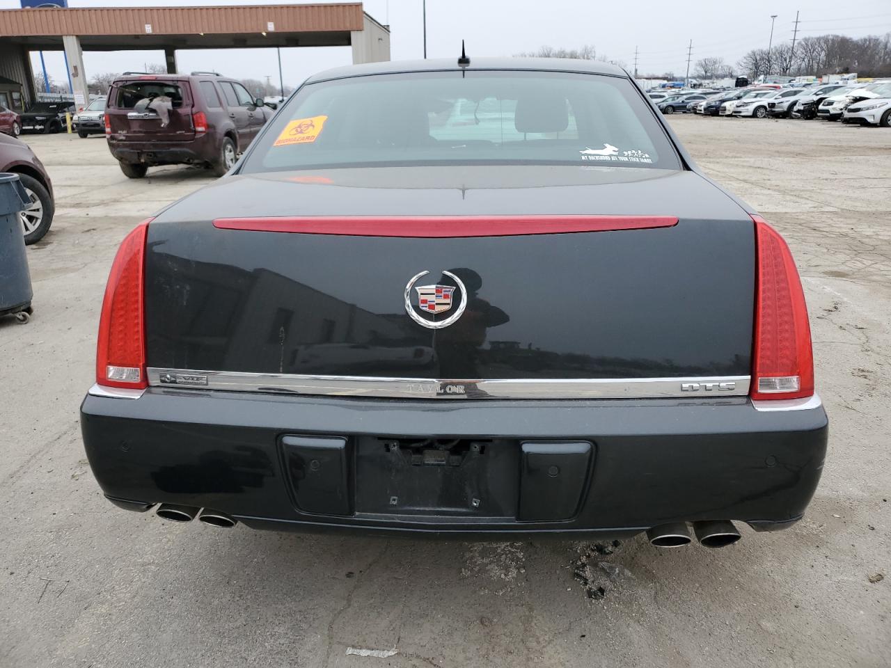 2008 Cadillac DTS - Image 6
