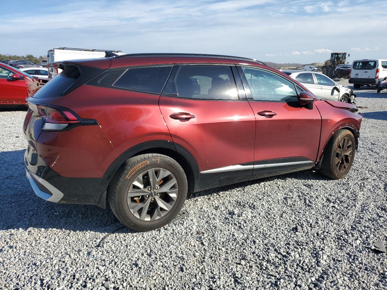 2023 Kia Sportage - Image 3