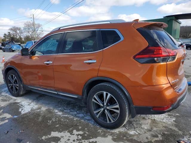  NISSAN ROGUE 2017 Оранжевый