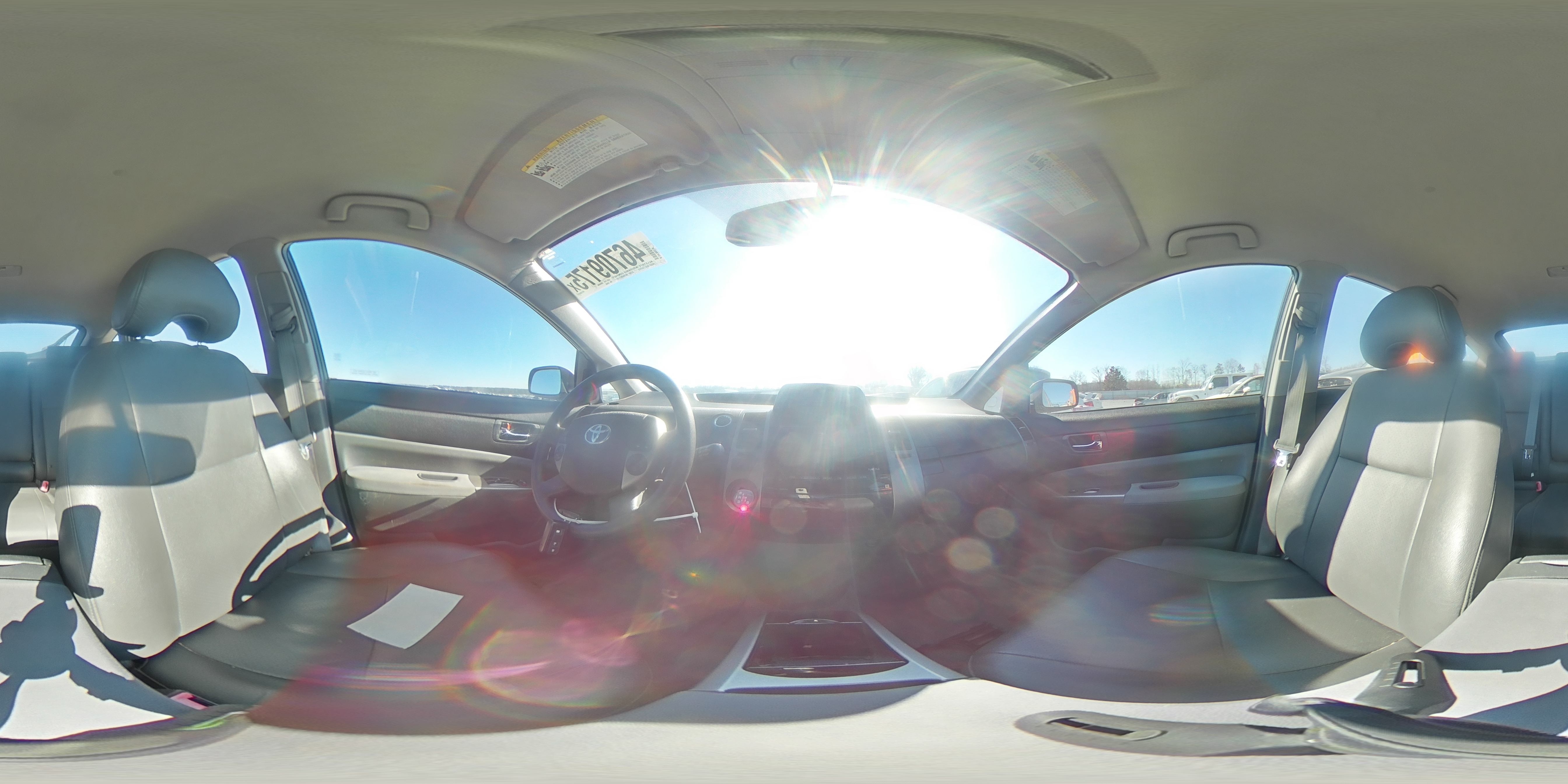 2016 Toyota Prius - Image 12
