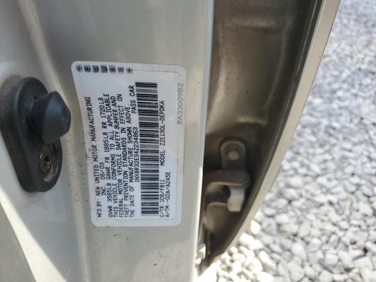 2004 Toyota Corolla - Image 12