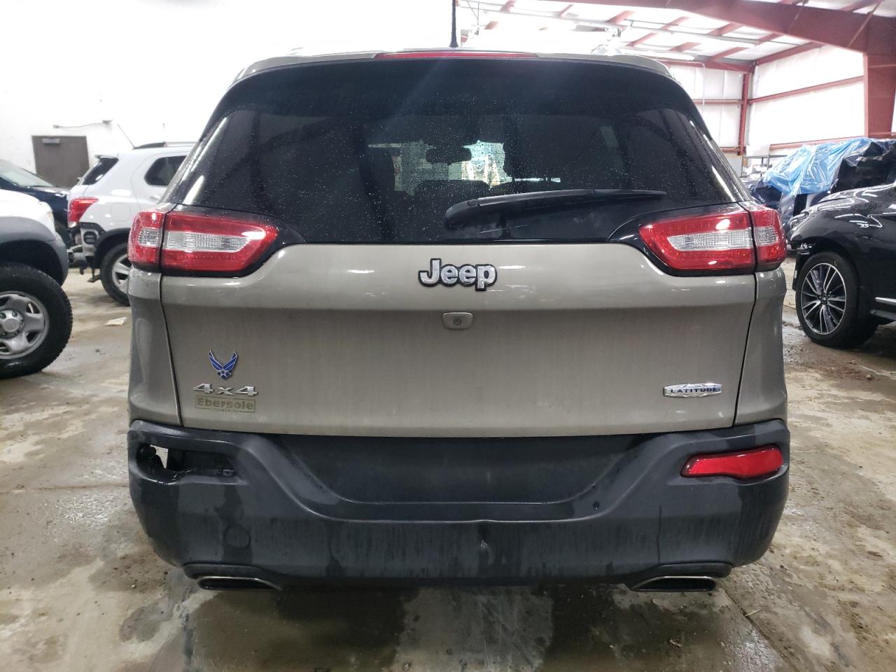 2016 Jeep Grand Cherokee - Image 6