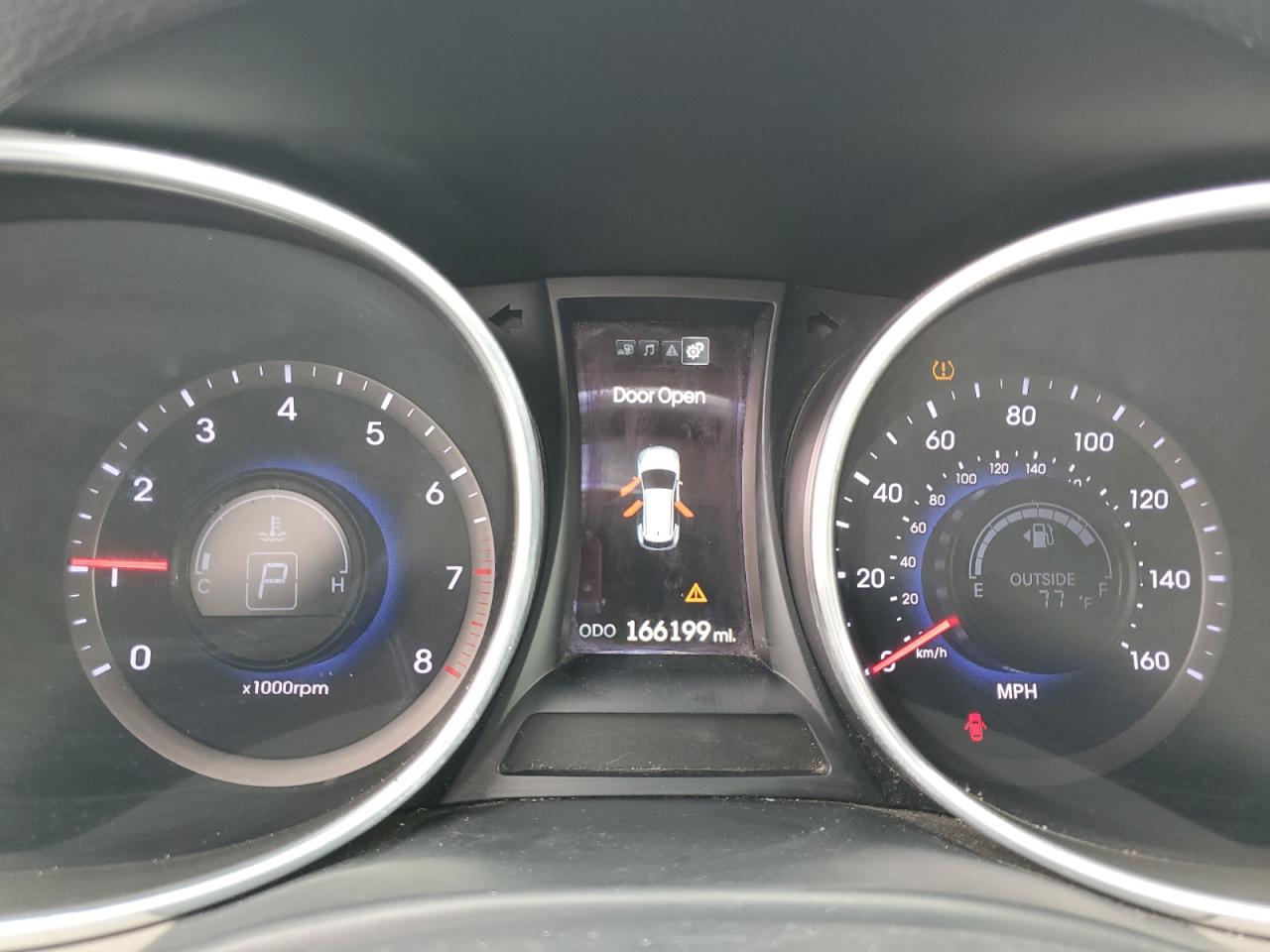2013 Hyundai Santa Fe - Image 9