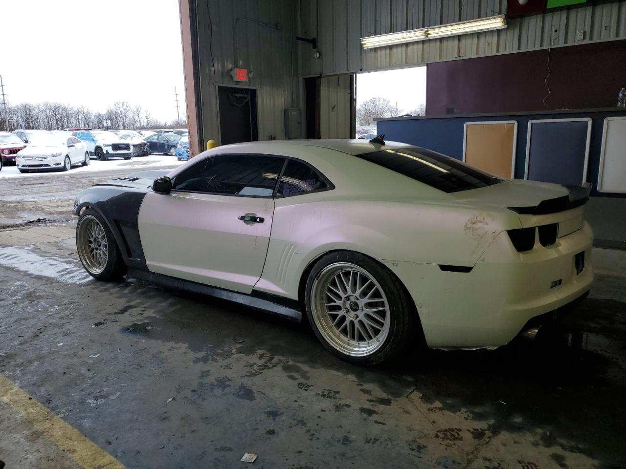 2010 Chevrolet Camaro - Image 2
