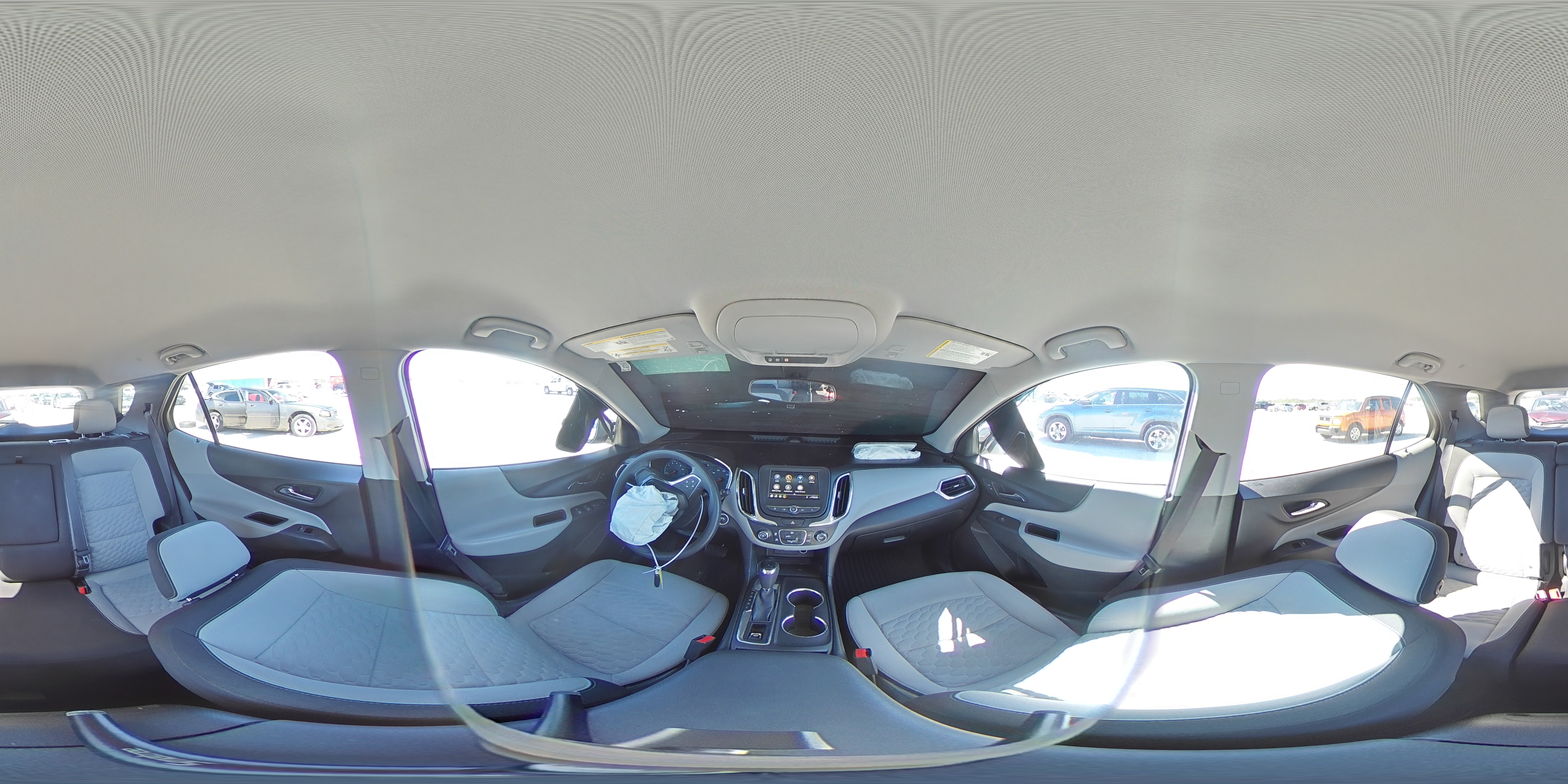 2019 Chevrolet Equinox - Image 14