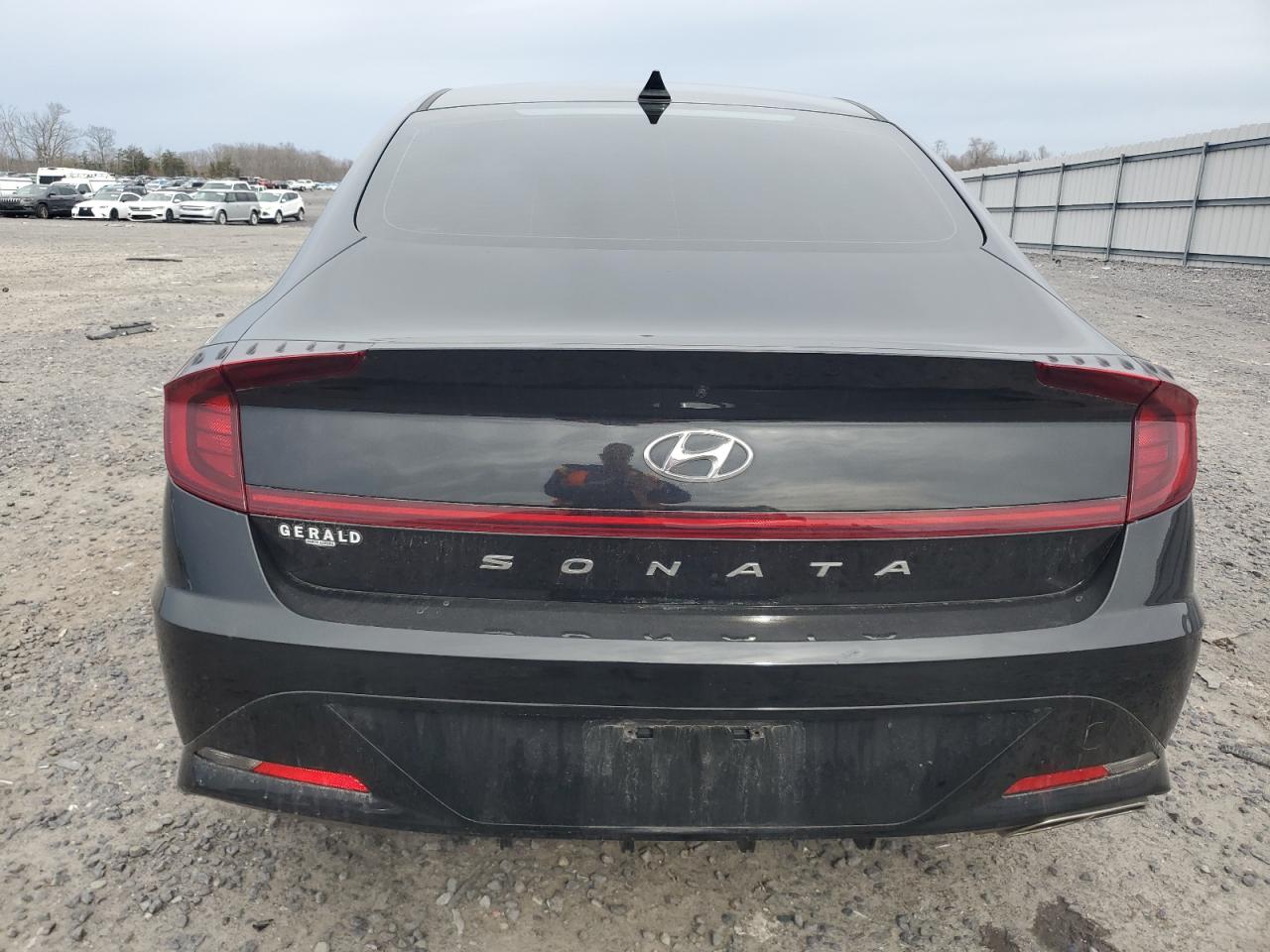 2022 Hyundai Sonata - Image 6