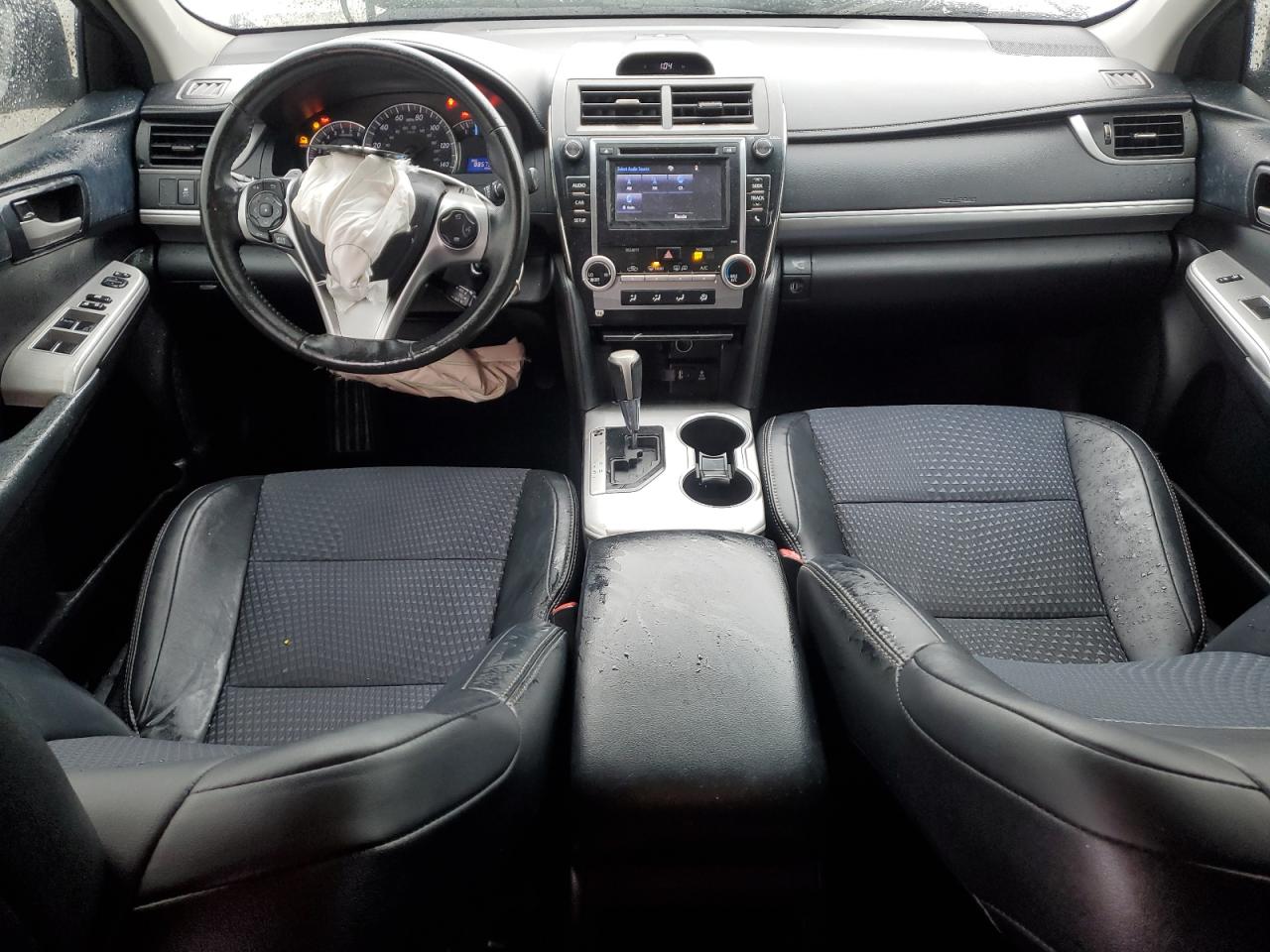 2014 Toyota Camry - Image 8