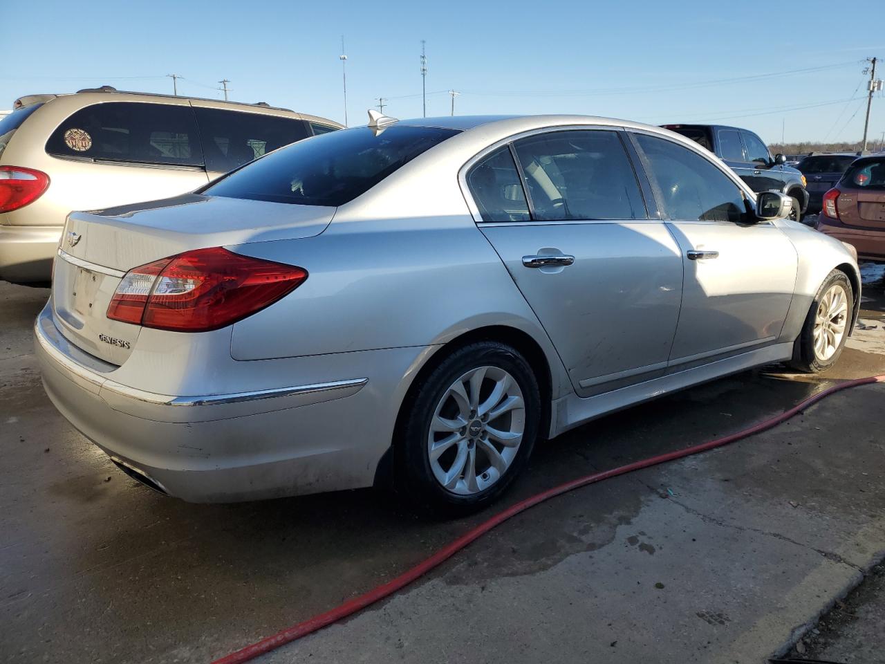 2013 Hyundai Genesis - Image 3