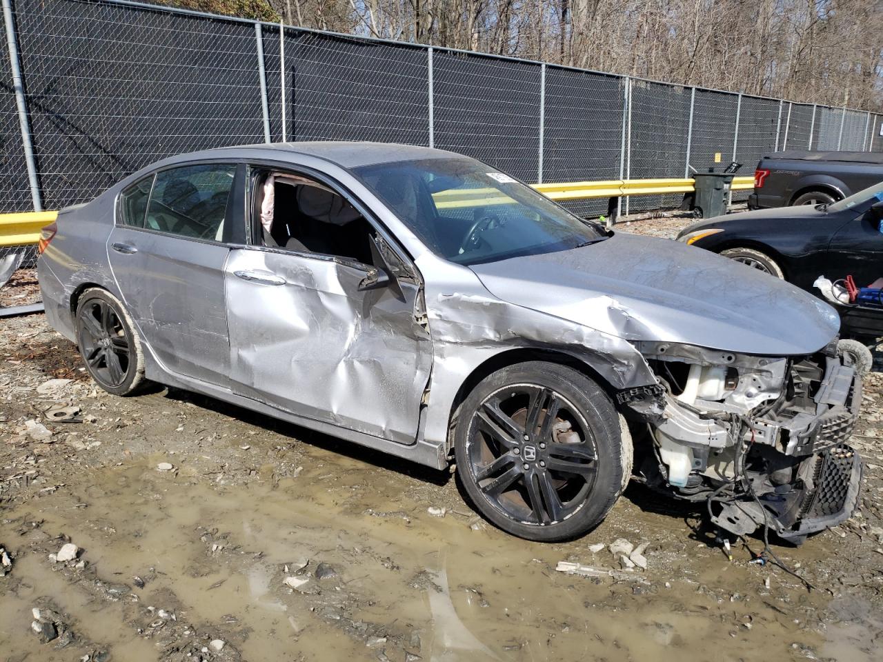 2016 Honda Accord - Image 4