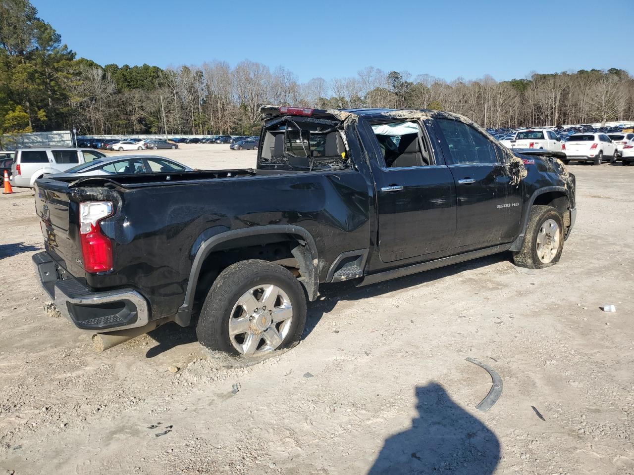 2022 Chevrolet Silverado - Image 3