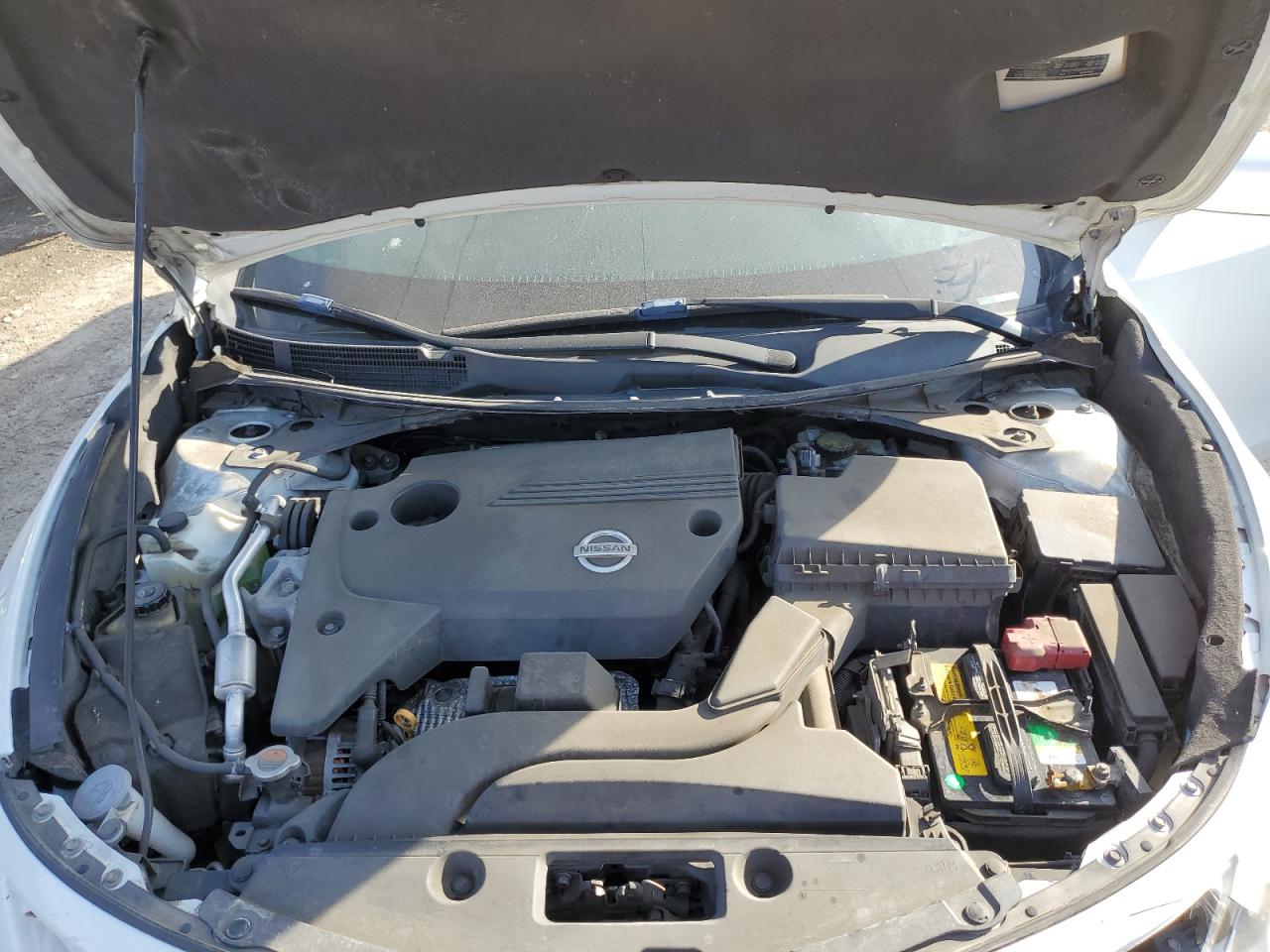 2015 Nissan Altima - Image 11