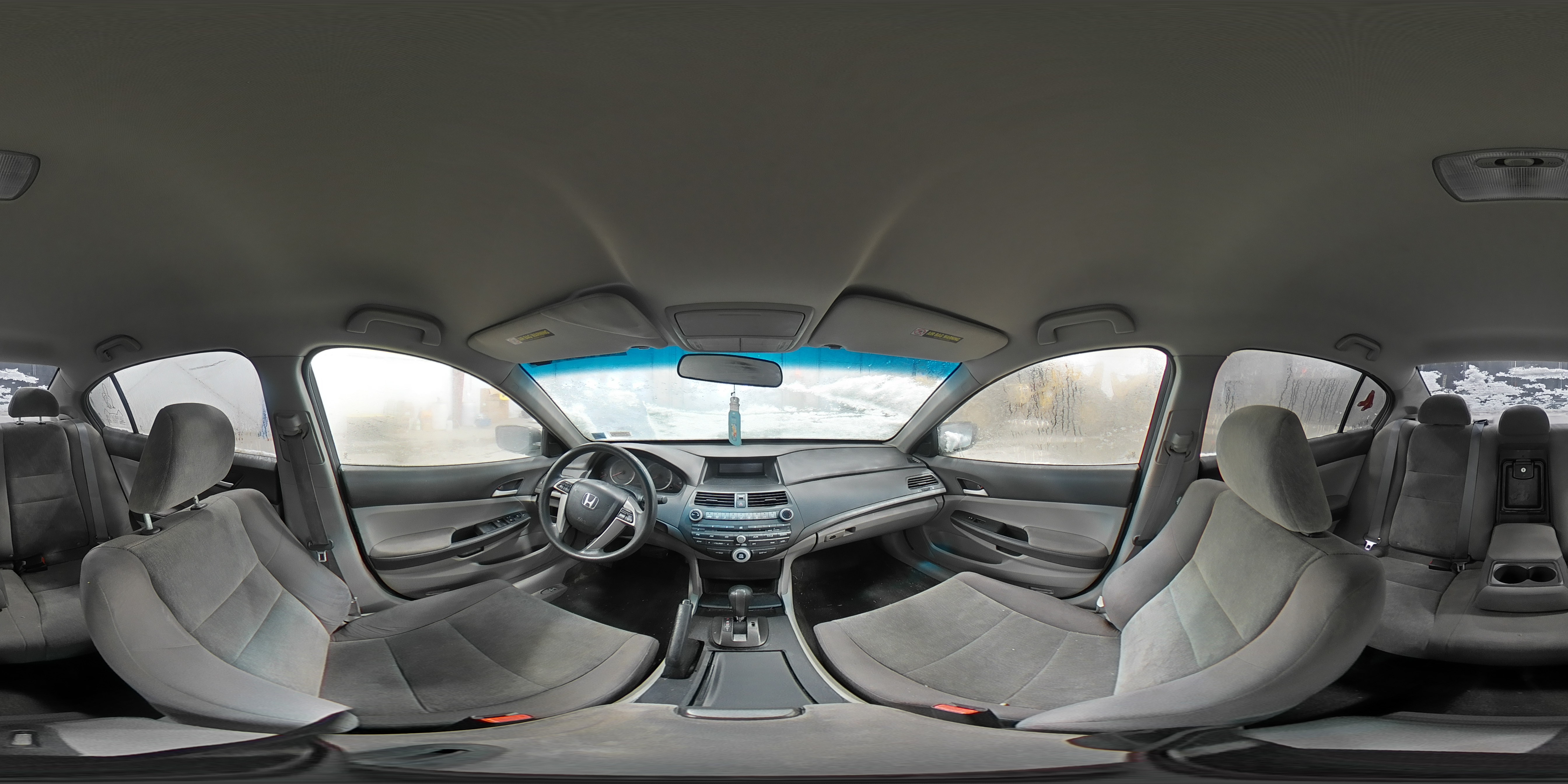 2010 Honda Accord - Image 12