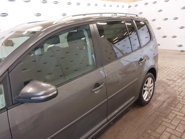 2013 VOLKSWAGEN TOURAN SE