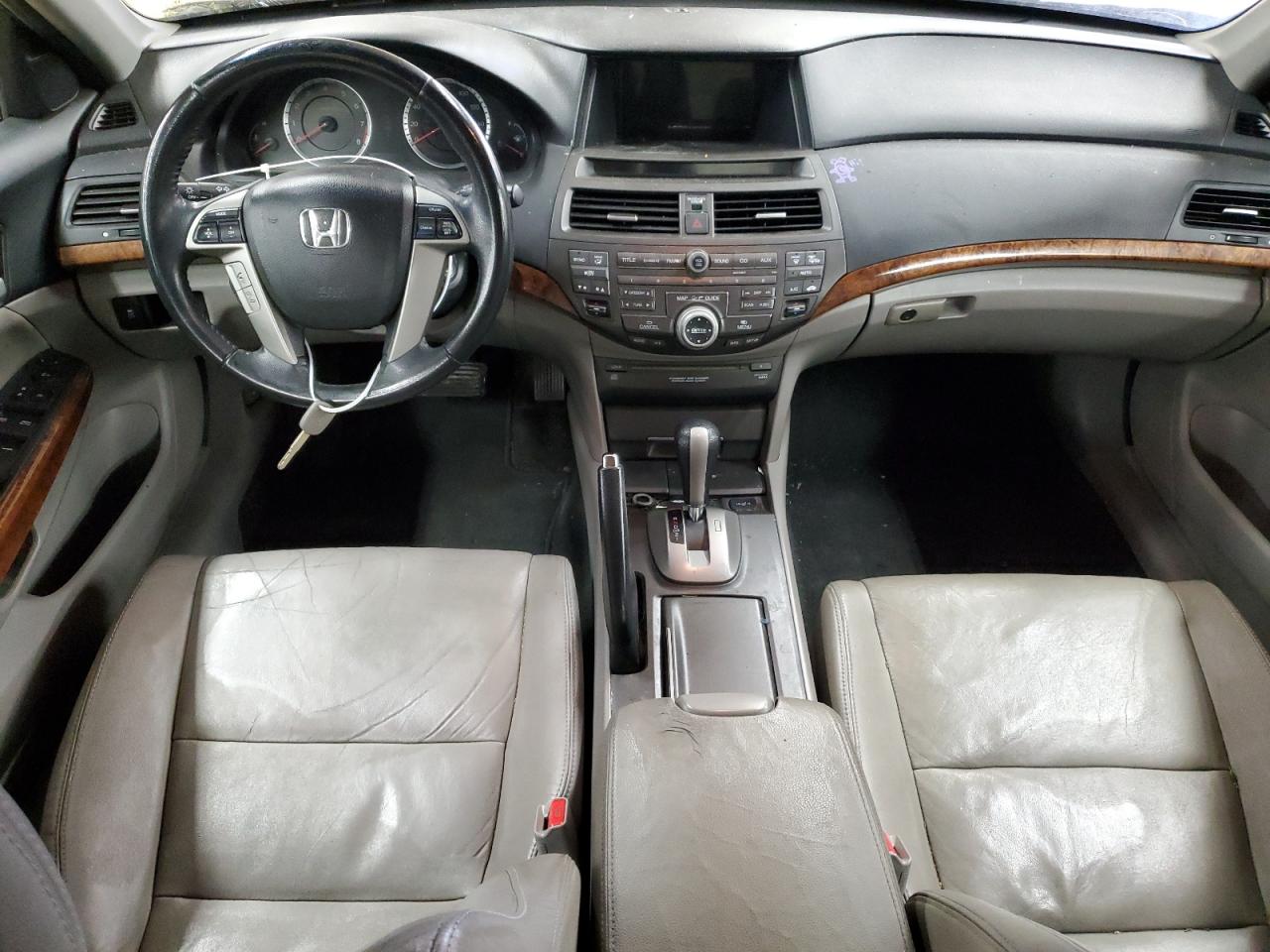 2011 Honda Accord - Image 8