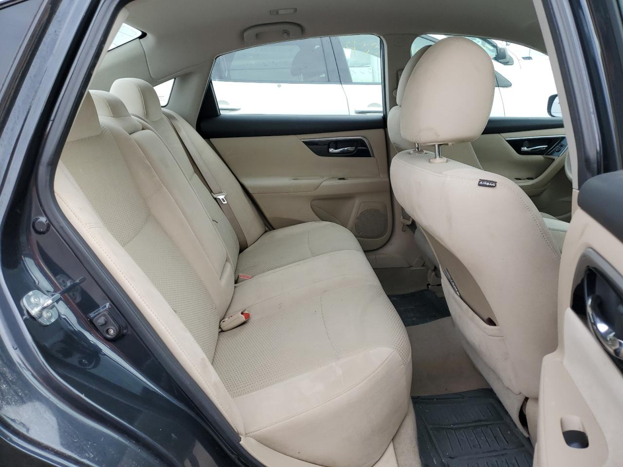 2014 Nissan Altima - Image 10