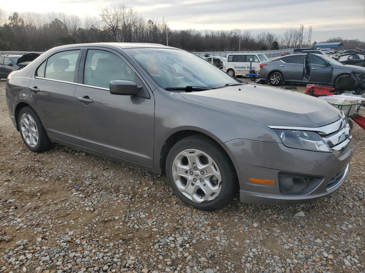 2011 Ford Fusion - Image 4