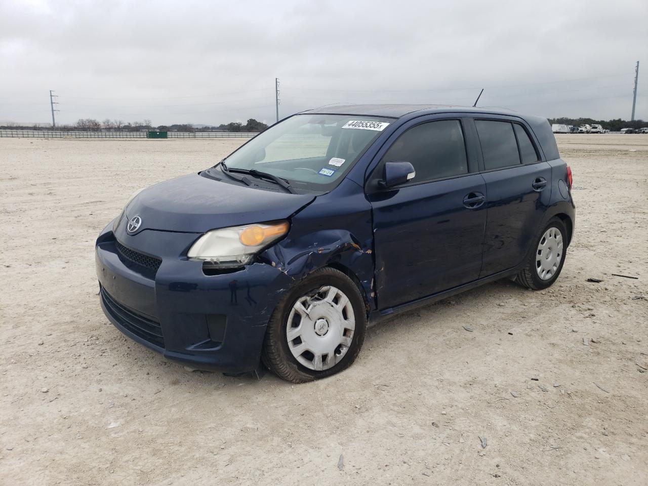 2014 Toyota xD - Image 1