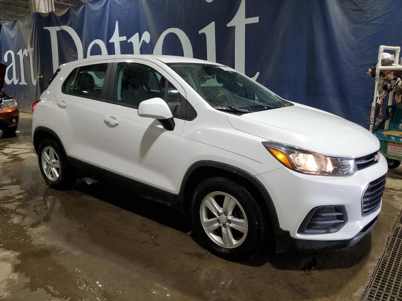 2020 Chevrolet Trax - Image 4